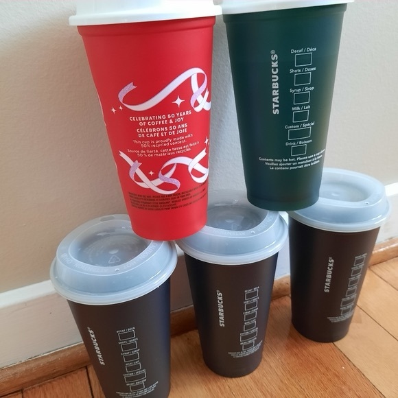 Starbucks 2 Go Plastic Cups And Lids - Picture 2 of 4